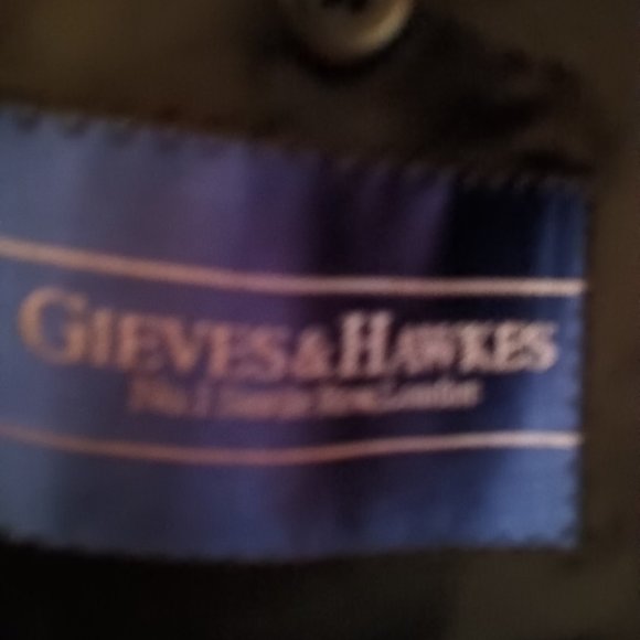 Men's Gray Suit - Picture 2 of 2